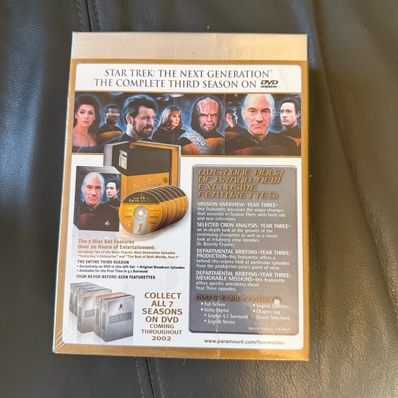 Star Trek The Next Generation DVD Set - Picture 3 of 3